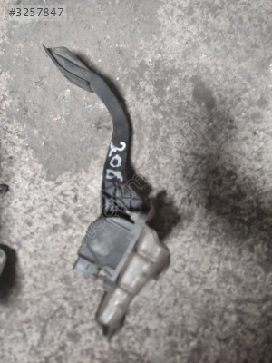 Peugeot 206 gaz pedalı