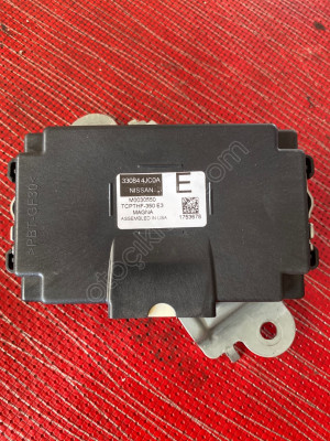NİSSAN NAVARA KONTROL ÜNİTESİ 33084 4JC0A