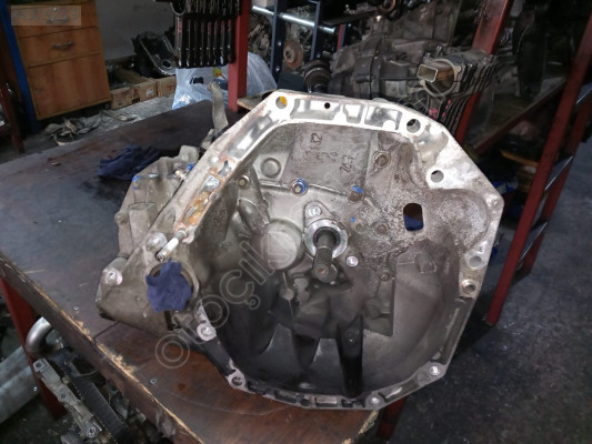 Dacia Logy 1.5 manuel 5 ileri şanzuman çıkma