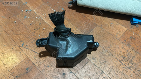 VOLSKWAGEN PASSAT BERLİNA CC SOL SİGORTA KUTUSU 3C1941823