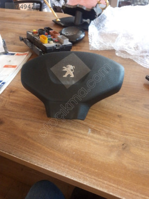 Peugeot 301 orjinal direksiyon airbeg