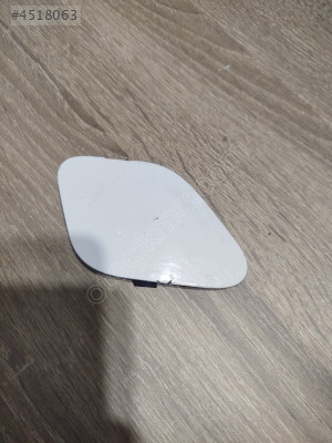 Fiat egea ön tampon çeki demiri kapağı