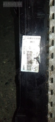 Mercedes 212 şu radyatörü
