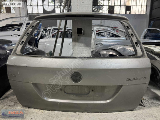 SKODA SUPERB VARİANT BAGAJ KAPAĞI ORİJİNAL ÇIKMA