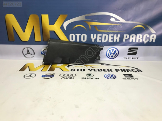 VOLKSWAGEN POLO SAĞ EMNİYET KEMERİ ALT KAPLAMA