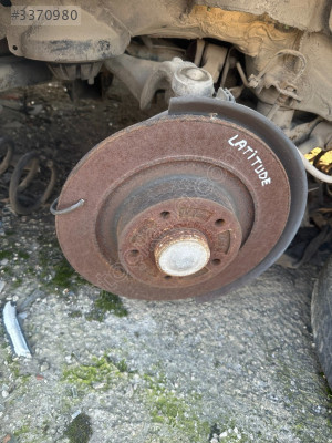 RENAULT LATİTUDE ALT TAKIM-ARKA DİNGİL ÜÇEL OTO ÇIKMA BURSA