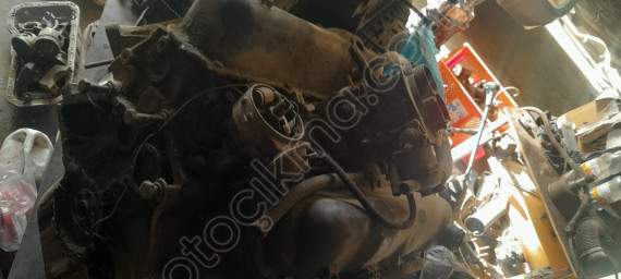 Ford Granada 6 silindir 2000 V motor