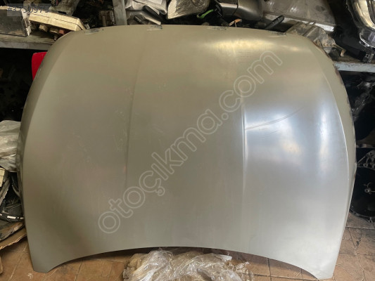 Peugeot 508 ön kaput