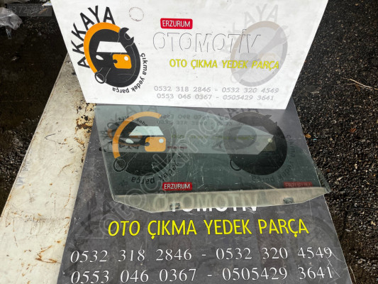 Bora Sağ ön Kapı Camı Orjinal Çıkma