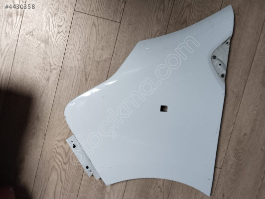 2015-2020 Renault TRAFİC SOL ÖN ÇAMURLUK