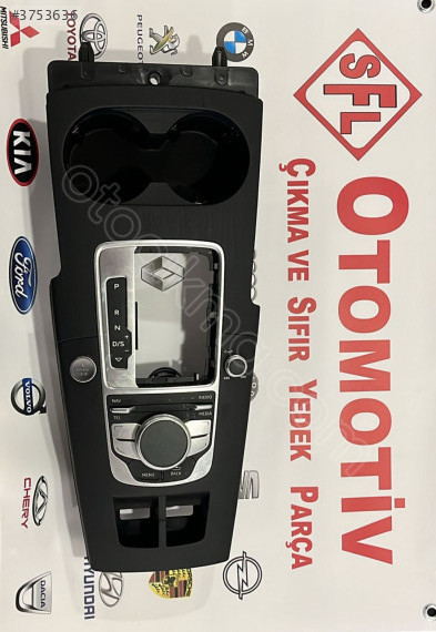 AUDİ A3 RADYO KONTROL PANELİ 8V0919614J