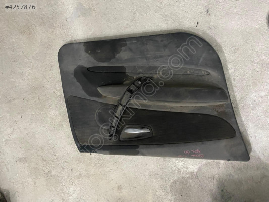 BMW 1.18 E87 sol ön kapı döşemesi