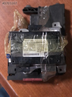MERCEDES BENZ E250 05366077016