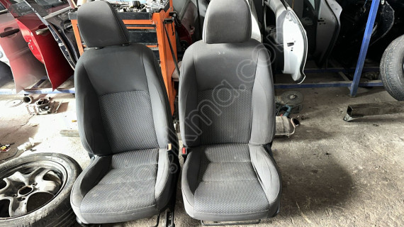 TOYOTA COROLLA KOLTUK MG OTO