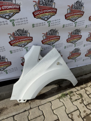 FORD COURİER SOL ÖN ÇAMURLUK SÖKME ORİJİNAL