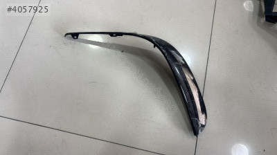 MERCEDES CLS W257 ÖN TAMPON SOL SÜS ÇITASI 2578850104