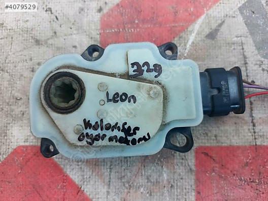 SEAT LEON KALORİFER YÖNLENDİRME MOTORU
