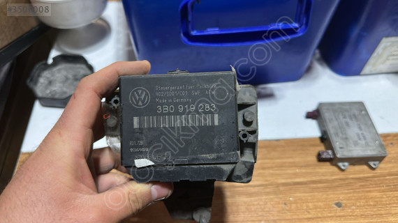 WV PASSAT B5,5 PARK SENSÖR BEYNİ ORJ ÇIKMA
