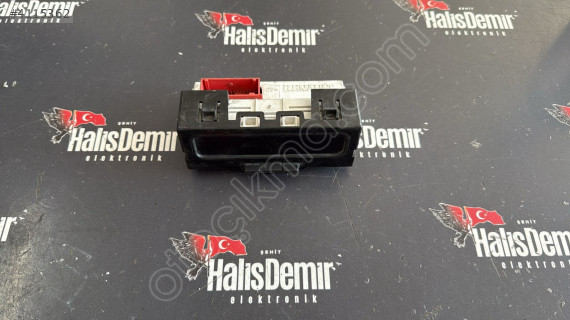 Renault Megane 2 Radyo Bilgi Ekranı 8200107839