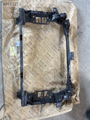 102917-00  AUDİ Q7 2017-2021 ÖN PANEL ORJ SIFIR