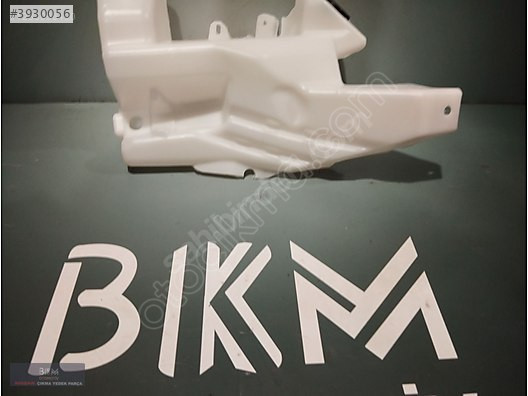 Nissan Qashqai 2014-2021 cam su bidonu