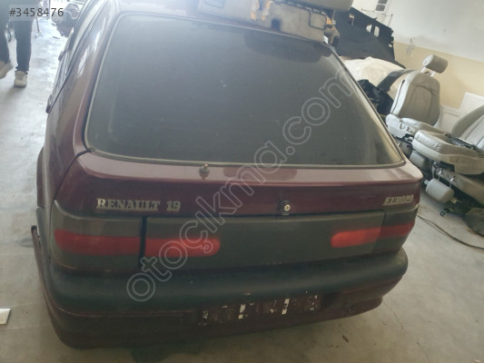 RENAULT EUROPA 19 BAGAJ KAPAĞI ORJINAL ÇIKMA