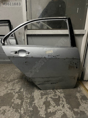 HONDA ACCORD SAĞ ARKA KAPI 2008 2015