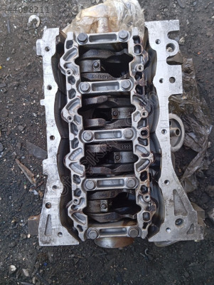 FORD FİESTA 1.4 YARIM MOTOR