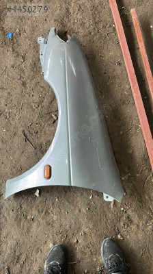 Renault Megane 1 sol ön çamurluk