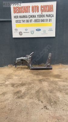 Renault Megane2 İçin Sol Ön Çamurluk - Oto Çıkma Parçalar