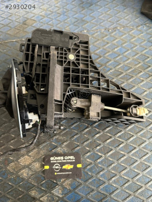 OPEL ZAFİRA OTOMATİK VİTES MEKANİZMASI ÇIKMA ORJİNAL GM