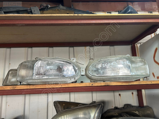 Ford escort sağ sol far