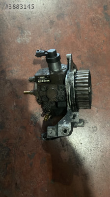 FORD FIESTA MAZOT POMPASI ORJİNAL ÇIKMA
