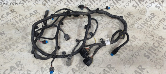 SANTA FE SANTAFE 2021 2025 ARKA TAMPON TESİSATI 91880-P6070