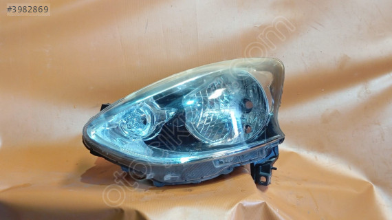 nissan micra sol far