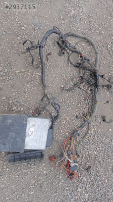 Renault 19 1.8 benzinli motorici tesisat motor beyni yedek parça