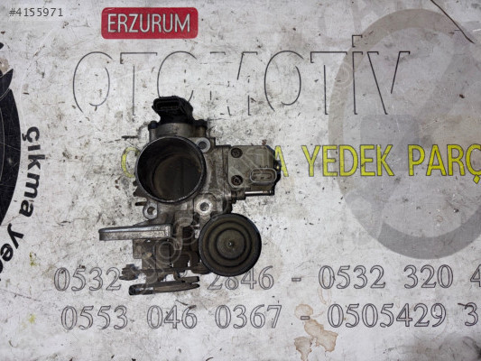 TOYOTA AVENSİS CORONA CARİNA 2.0 Orijinal çıkma gaz kelebeği