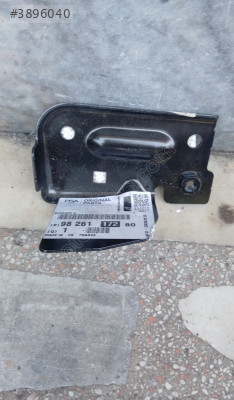 Peugeot 2008 motor kaput bağlantı sacı sağ sol 9826117280