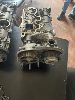 Renault megan 2 1.6 16 valf silindir kapağı