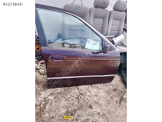 BMW E36 SAĞ ÖN KAPI TEMİZ HATASIZ