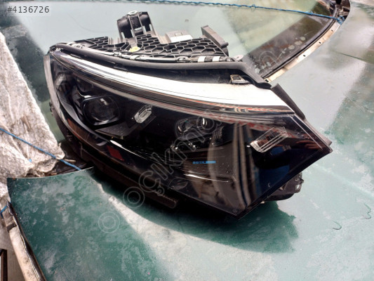 mercedes eqs w297 sağ far