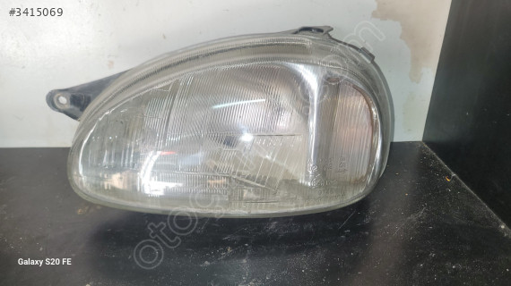 Opel combo sol far