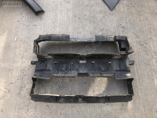 BMW 3 SERİ G20 HAVA KANAL MASKESİ 5174115643-10
