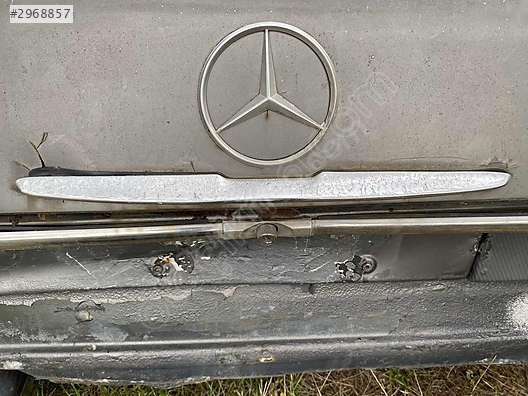 MERCEDES W115 ORJ. NİKEL BAGAJ TUTAMAĞI+BAGAJ AMBLEMİ