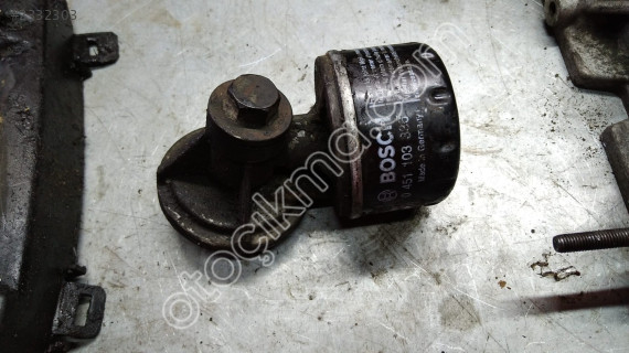 Renault 1.5 Yağ Filtresi Gövdesi çıkma
