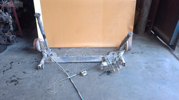 renault clio 1,4 dizel benzinli arka dingil