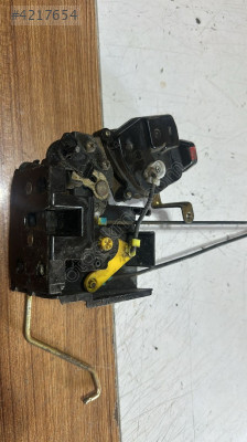 2005-2012 KİA RİO SAĞ ÖN KAPI KİLİDİ ORJ ÇIKMA