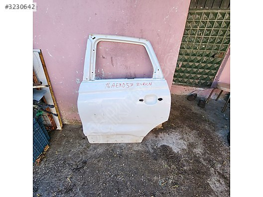opel crosslant sag arka kapi orjinal nokta hasarlı