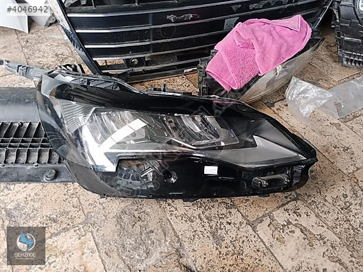 PEUGEOT 3008-5008 SAĞ FAR ÇIKMA ORJİNAL