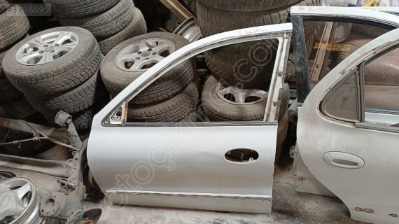 HYUNDAİ ELANTRA SOL ÖN KAPI 1995-2000 ORJİNAL ÇIKMA YEDEK PARÇA